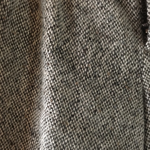 Wool tailored shorts - Picture 2 of 6